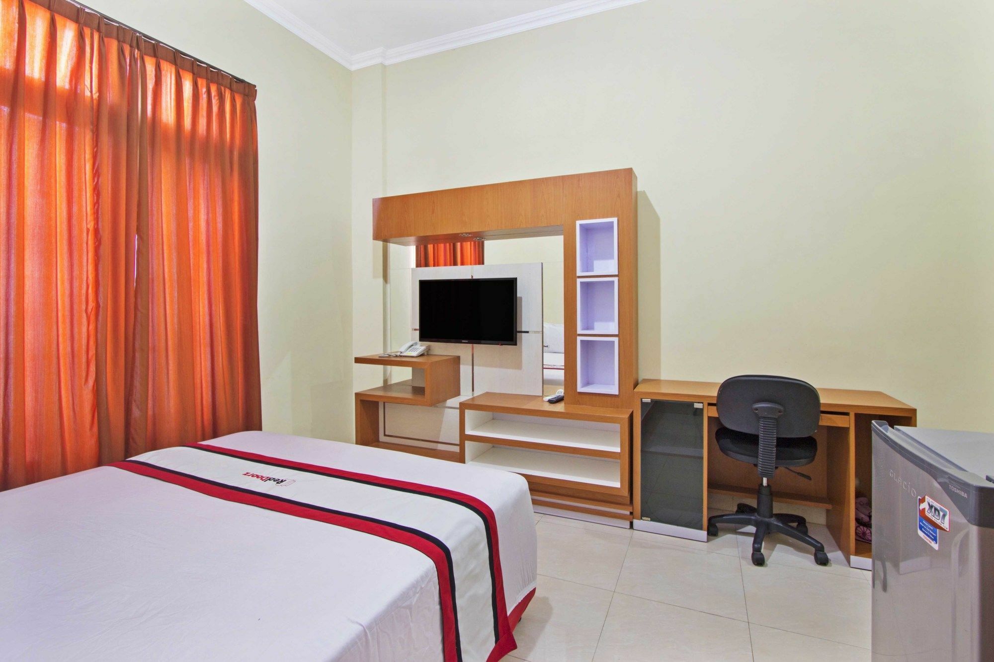 Hotel Reddoorz @ Pogung Baru Kejayan Zewnętrze zdjęcie